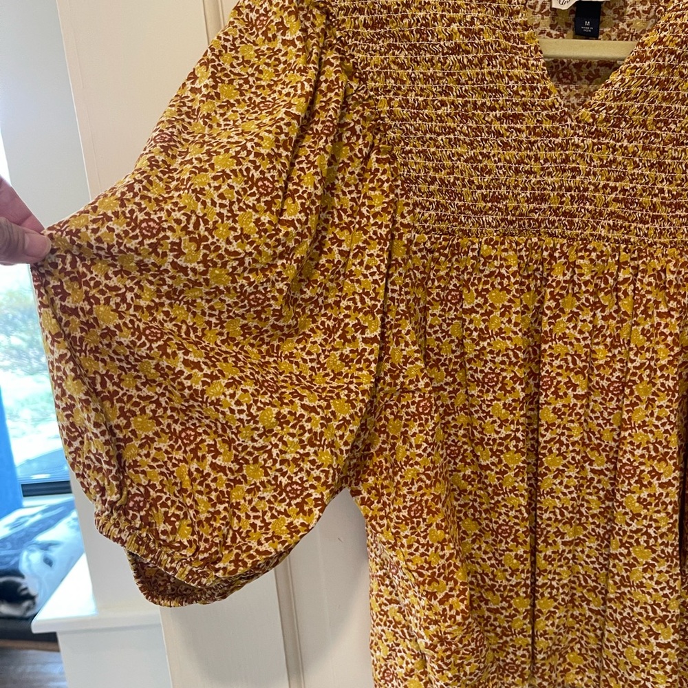 Universal Thread flowered shirt - Picture 3 of 5
